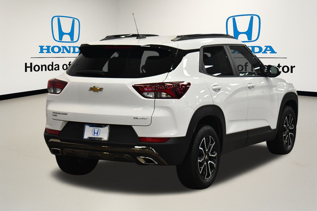 Thumbnail: 2023 Chevrolet TrailBlazer - 7