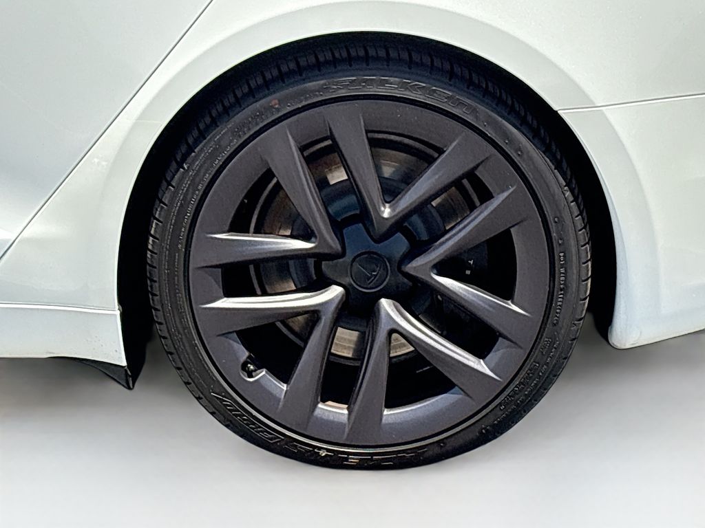 Thumbnail: 2021 Tesla Model S - 31