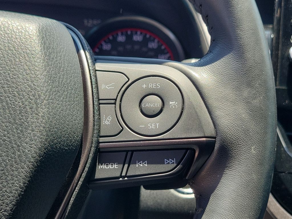 2022 Toyota Camry 24