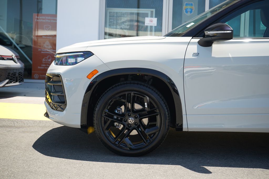 Thumbnail: 2026 Volkswagen Tiguan - 2