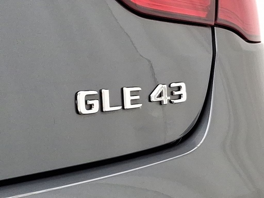 Thumbnail: 2019 Mercedes-Benz GLE - 32