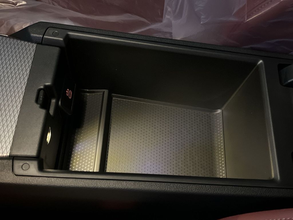 Thumbnail: 2025 BMW 3 Series - 21