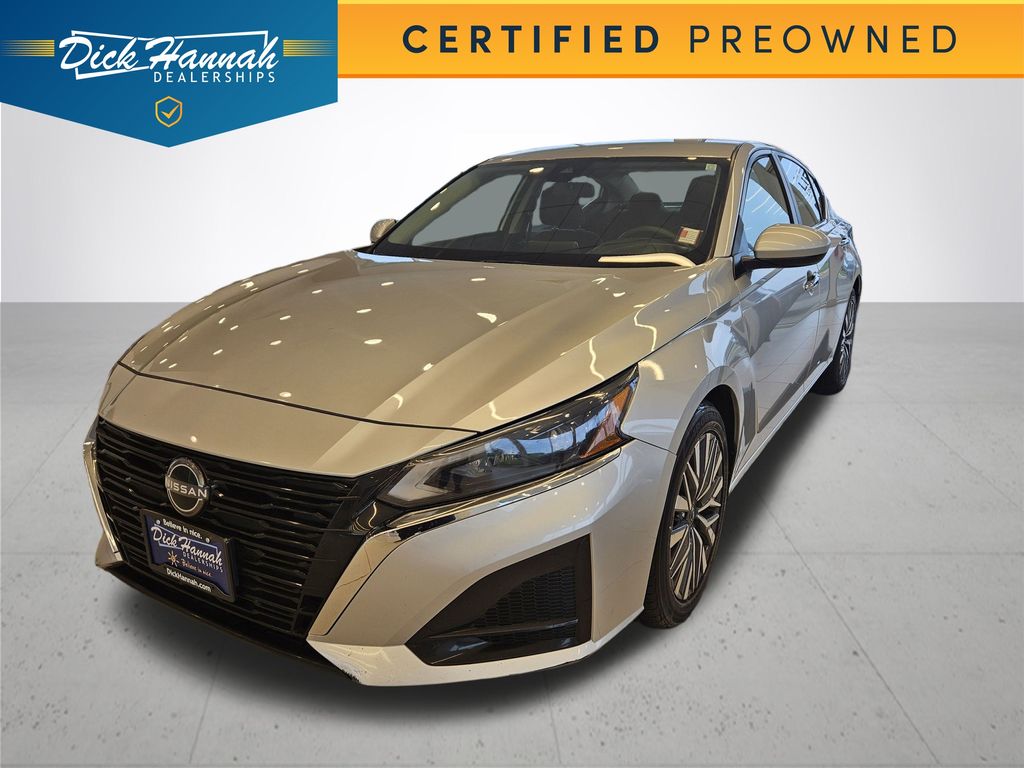 2023 Nissan Sentra SV photo 3