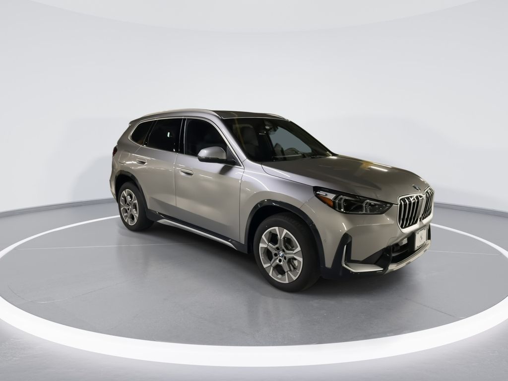 Thumbnail: 2025 BMW X1 - 2