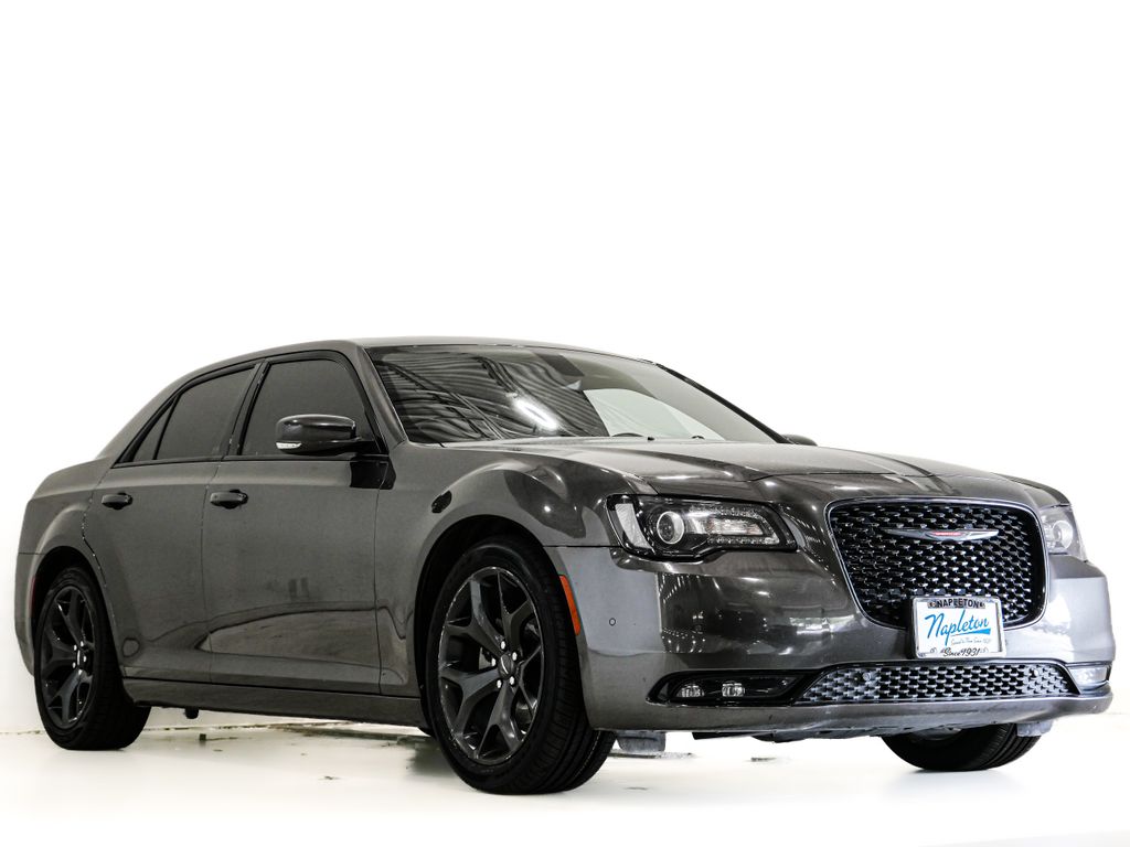 2023 Chrysler 300 S V6 RWD