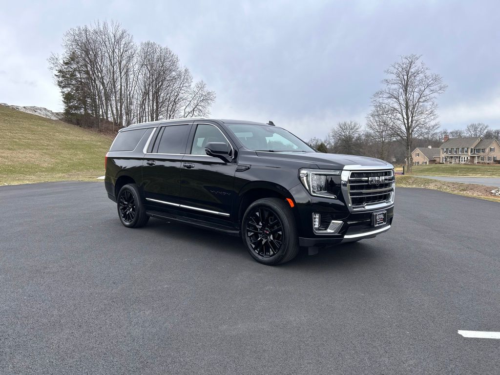 2023 GMC Yukon XL SLT 4WD