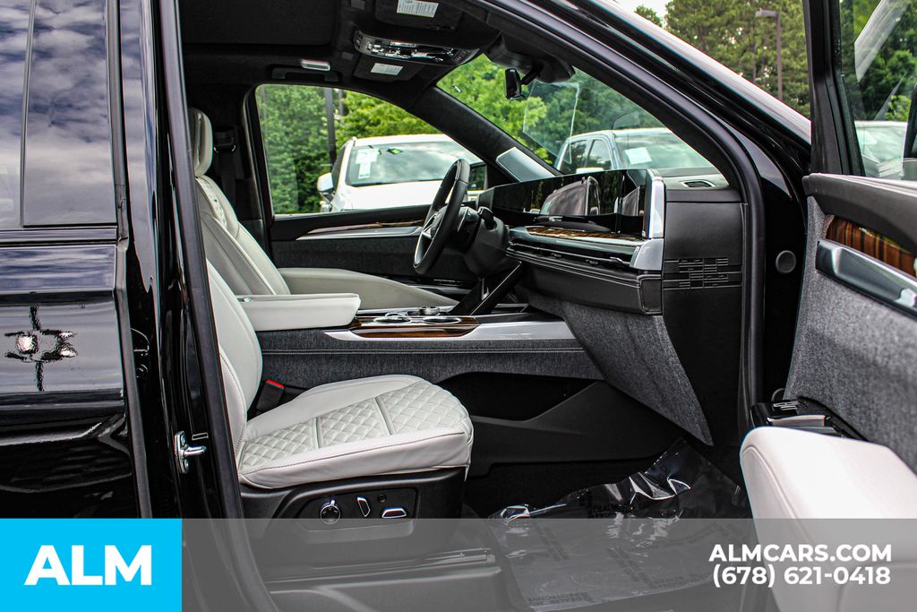 Used 2026 Black Cadillac Platinum Sport image 21