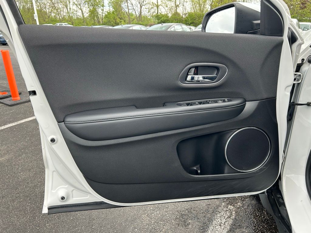 2022 Honda HR-V EX 19