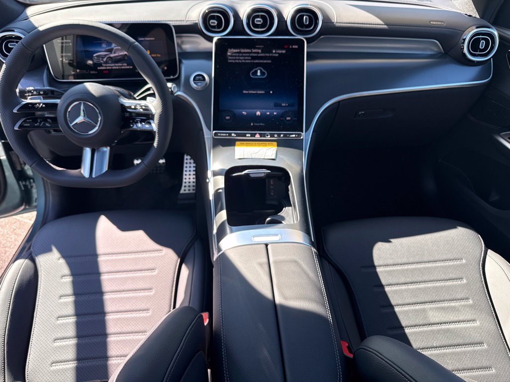 Thumbnail: 2026 Mercedes-Benz GLC - 22