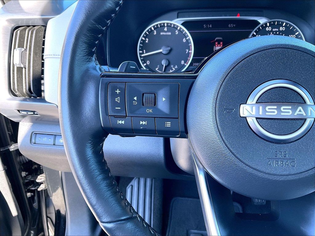 2023 Nissan Pathfinder — photo 24