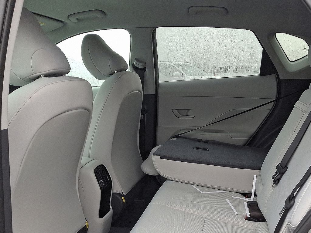 2025 Hyundai Kona SEL 6