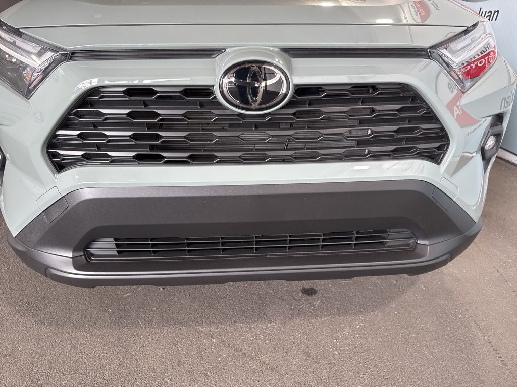 Thumbnail: 2024 Toyota RAV4 - 14