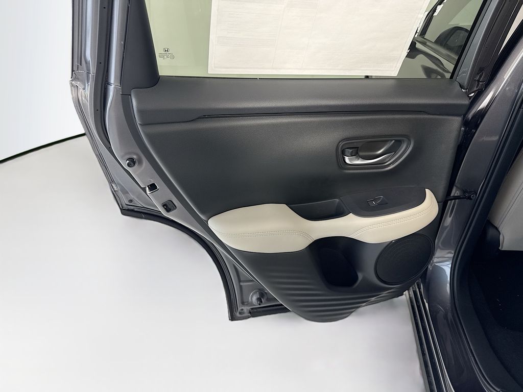 Thumbnail: 2027 Honda HR-V - 26