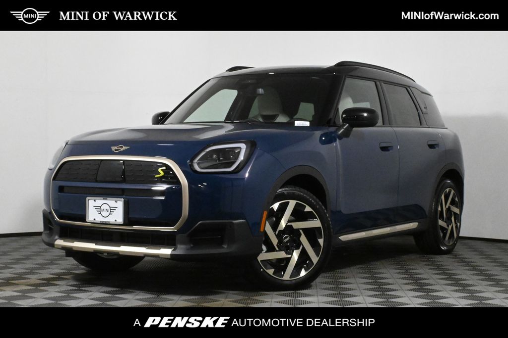 2025 MINI Cooper Countryman  -
                Warwick, RI