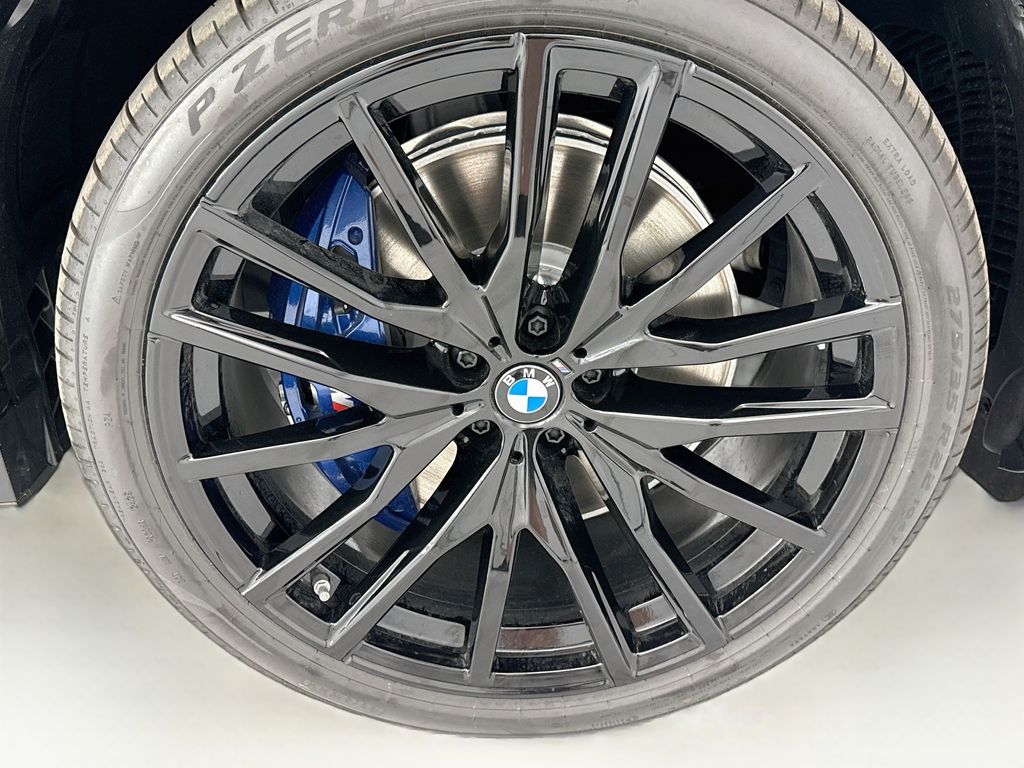 Thumbnail: 2027 BMW X6 - 31