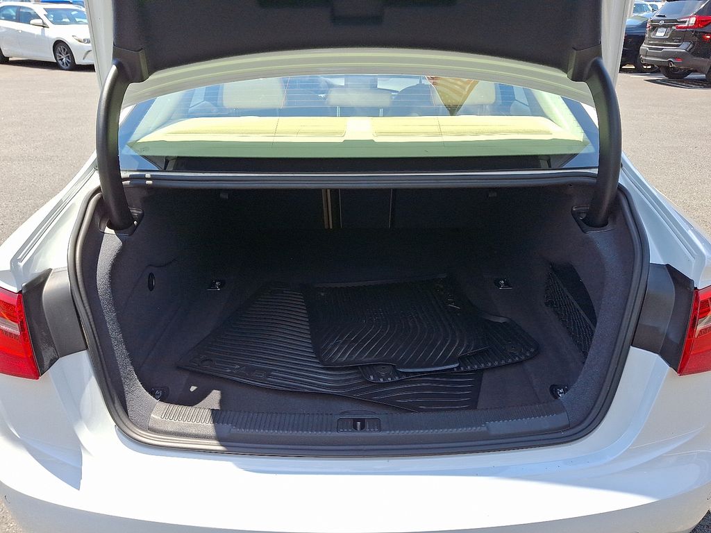 Thumbnail: 2014 Audi A6 - 27