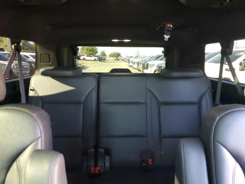 Used Car 2023 Chevrolet Suburban  Z71 For Sale Under $70,000 In Austin, Texas