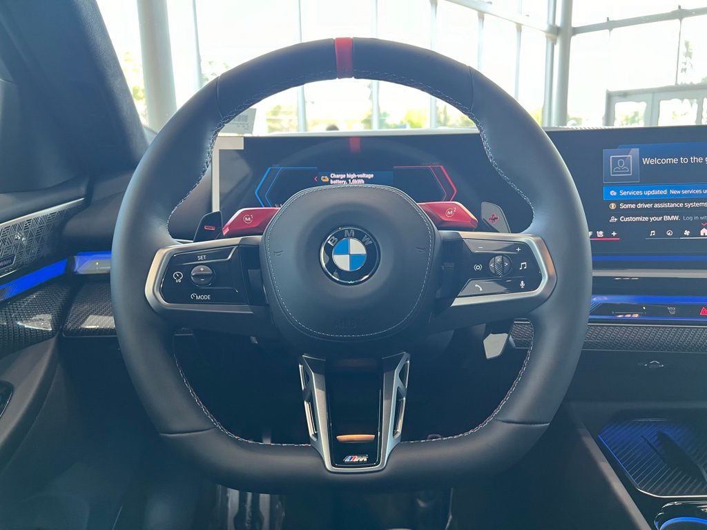 Thumbnail: 2026 BMW M5 - 14