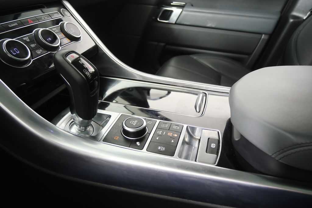 Thumbnail: 2015 Land Rover Range Rover Sport - 26