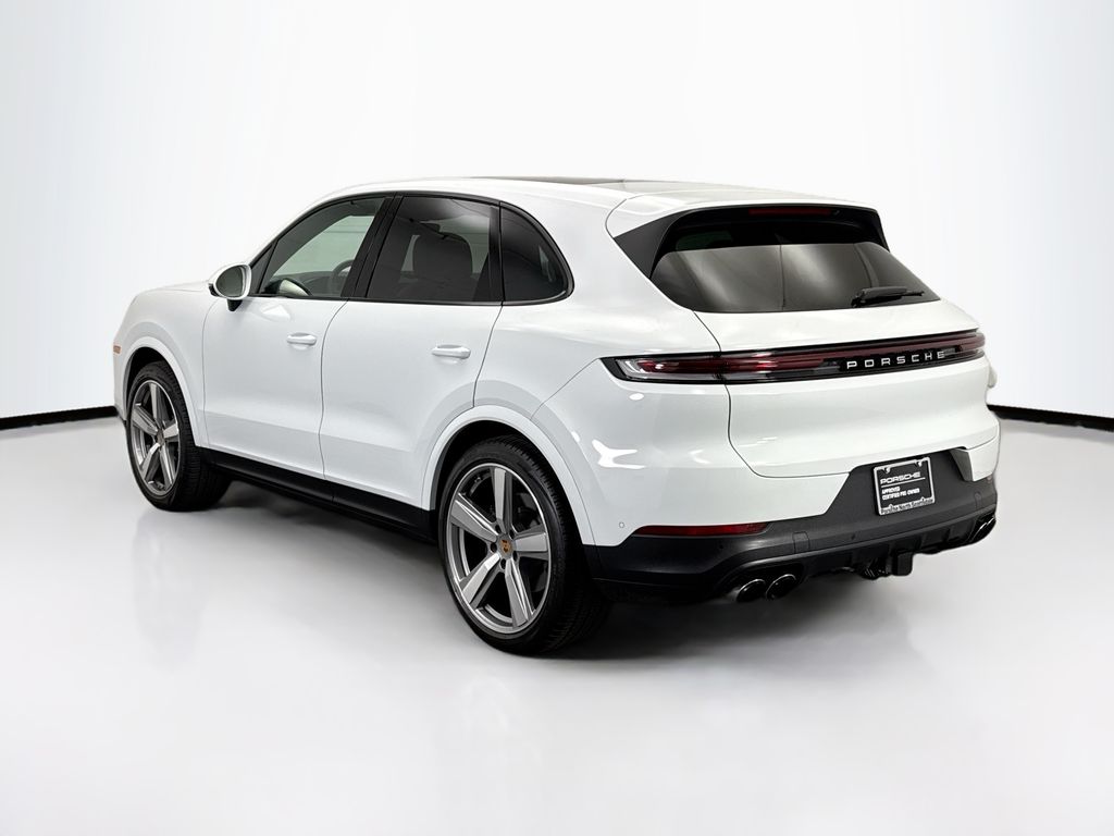 Thumbnail: 2025 Porsche Cayenne - 3