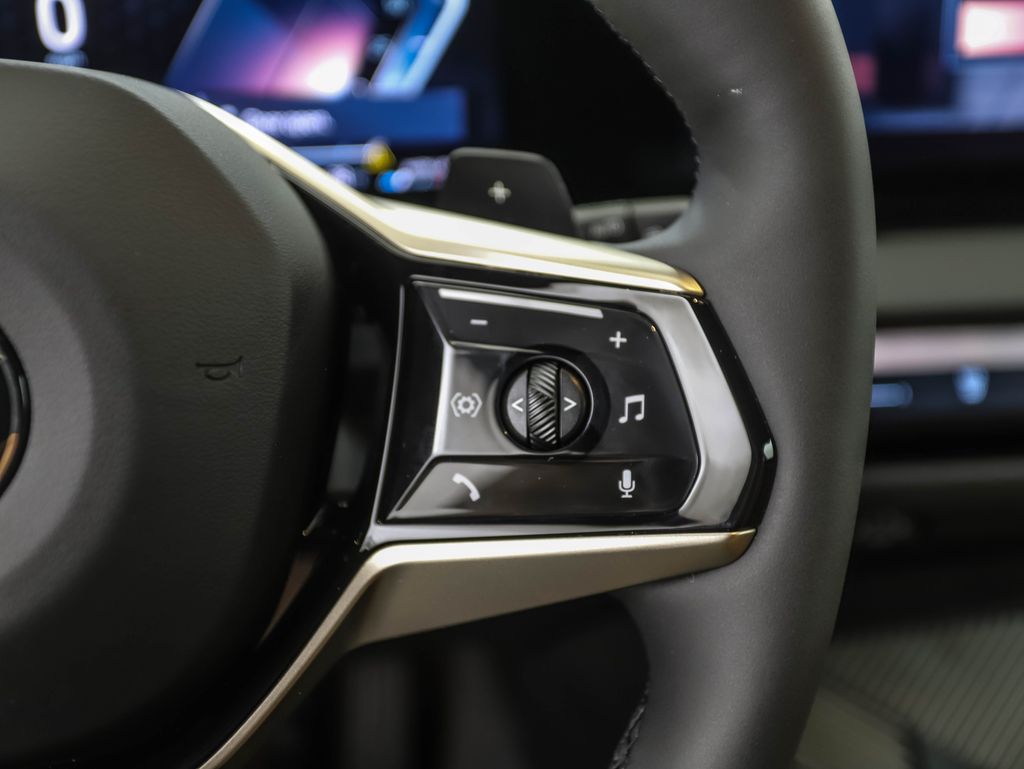 Thumbnail: 2025 BMW X3 - 13