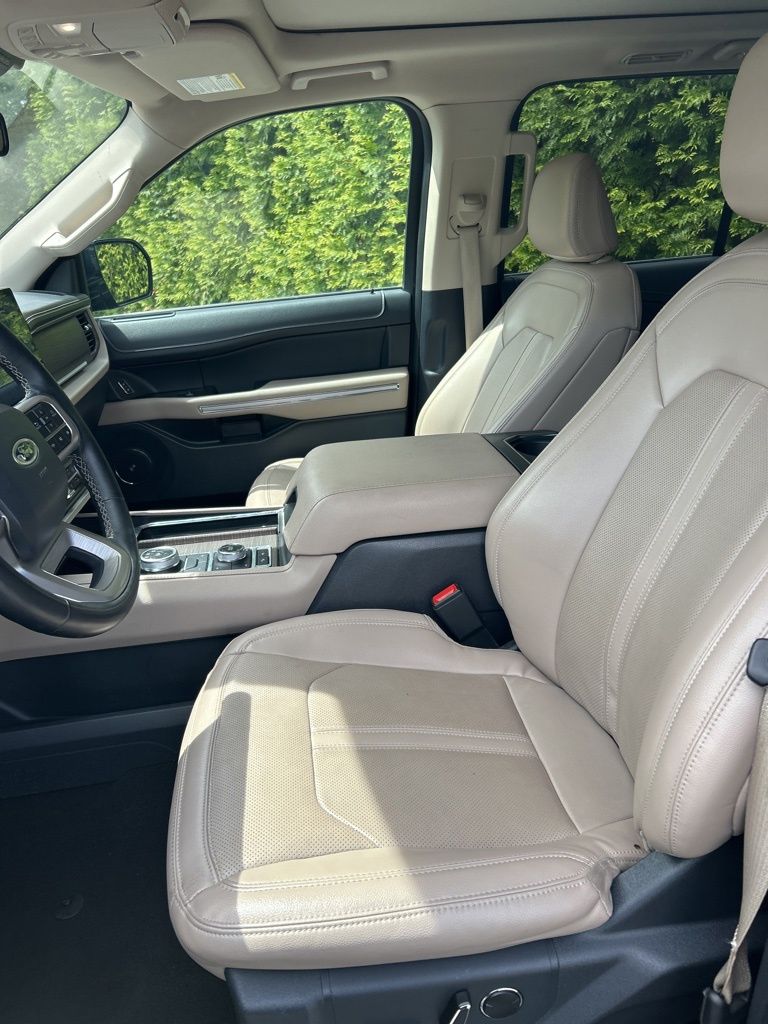 FordExpedition Max20