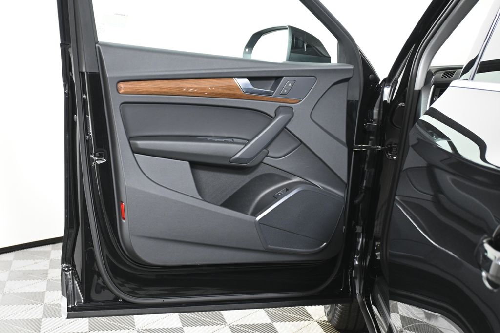 2024 Audi Q5 Premium 22
