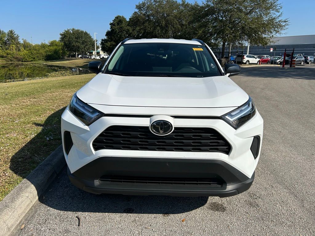 Thumbnail: 2025 Toyota RAV4 - 7