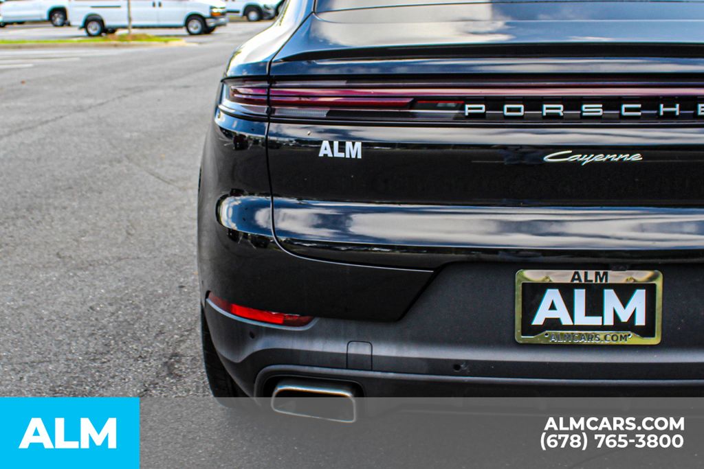 Used 2024 Black Porsche Base image 12