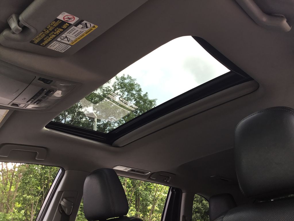 Thumbnail: 2015 Toyota Highlander - 18