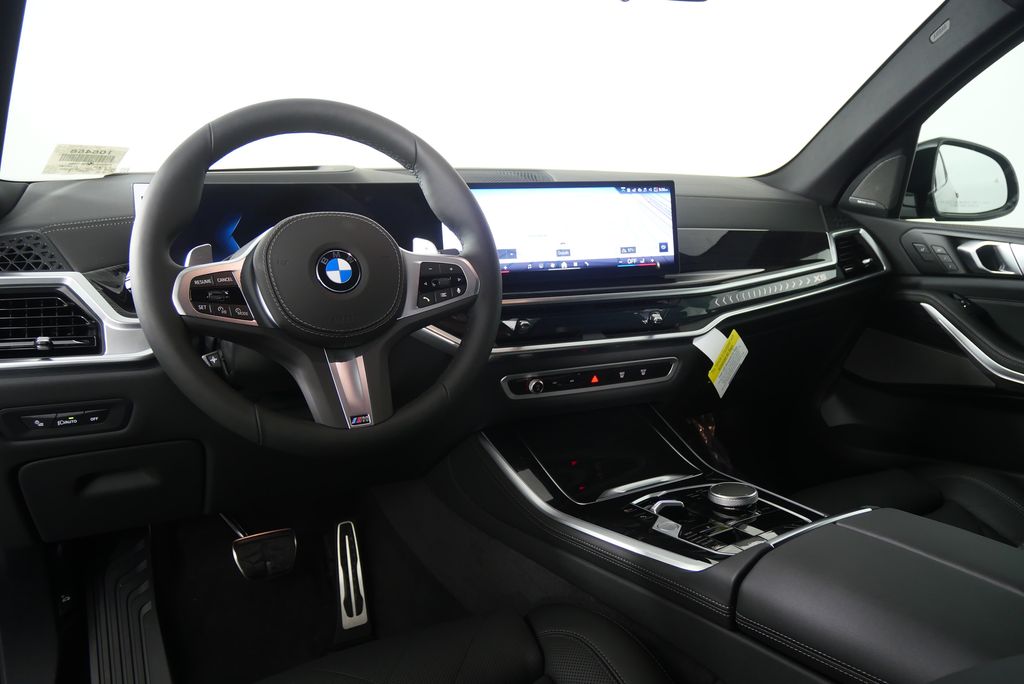 Thumbnail: 2026 BMW X5 - 18