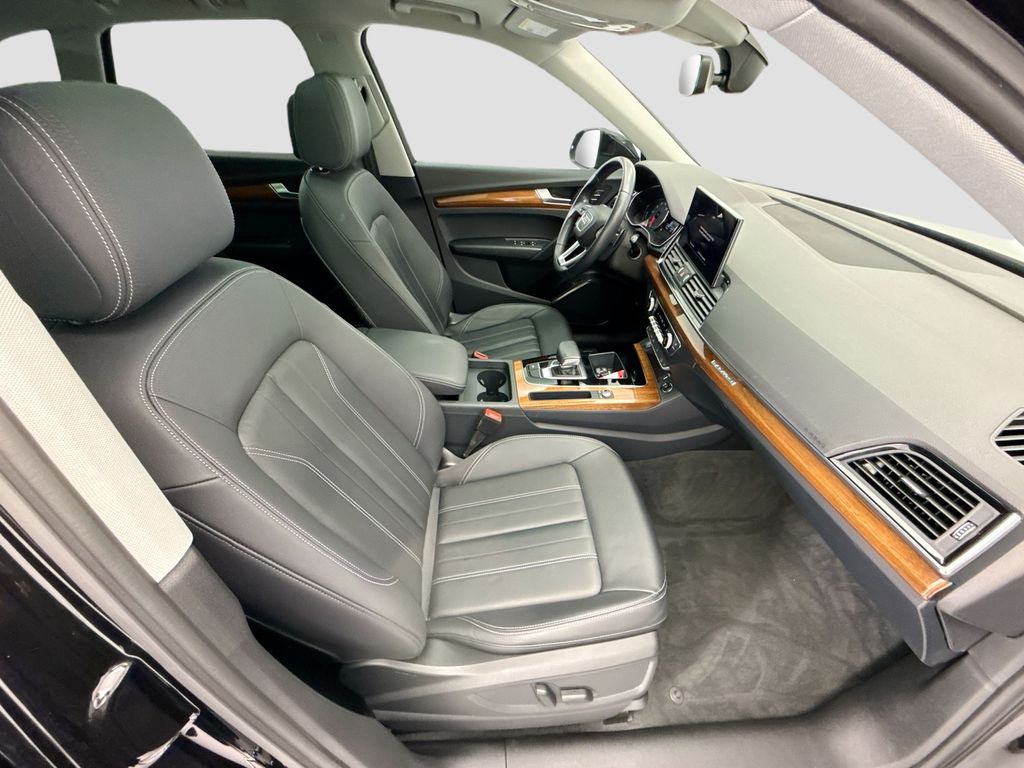 Thumbnail: 2023 Audi Q5 - 18