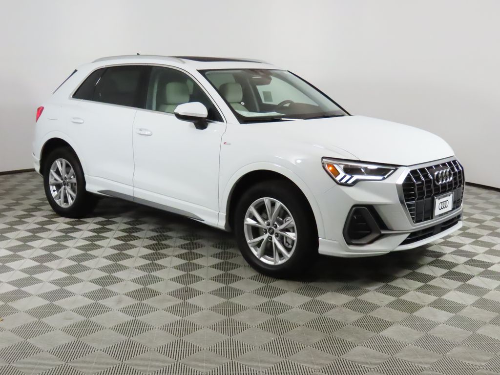 Thumbnail: 2025 Audi Q3 - 7