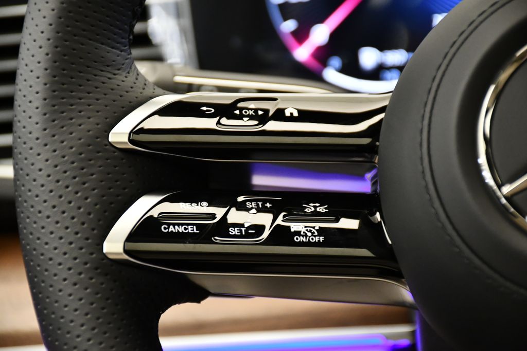 Thumbnail: 2026 Mercedes-Benz GLS - 23