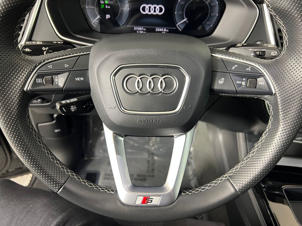 Thumbnail: 2023 Audi Q5 - 17