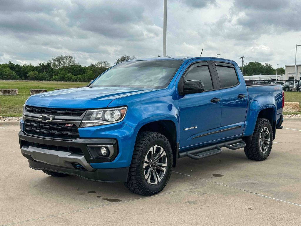 View vehicle photo 7