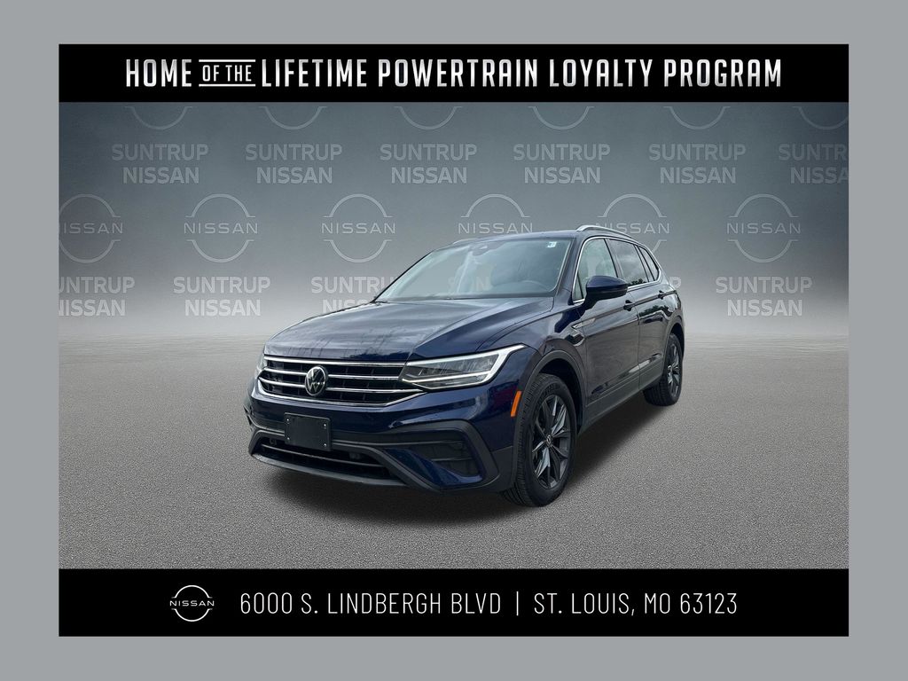 Atlantic Blue Metallic 2022 Volkswagen Tiguan SUV / Crossover Front-Wheel Drive 8-Speed Automatic