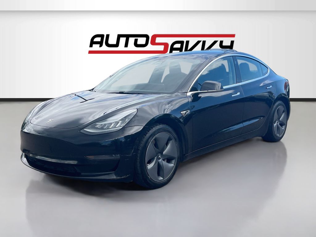 Used 2019 Black Tesla Standard Range Plus image 3