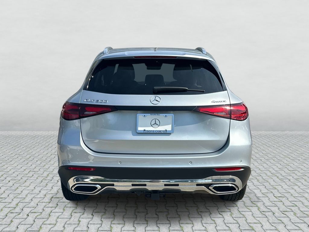 Thumbnail: 2026 Mercedes-Benz GLC - 6