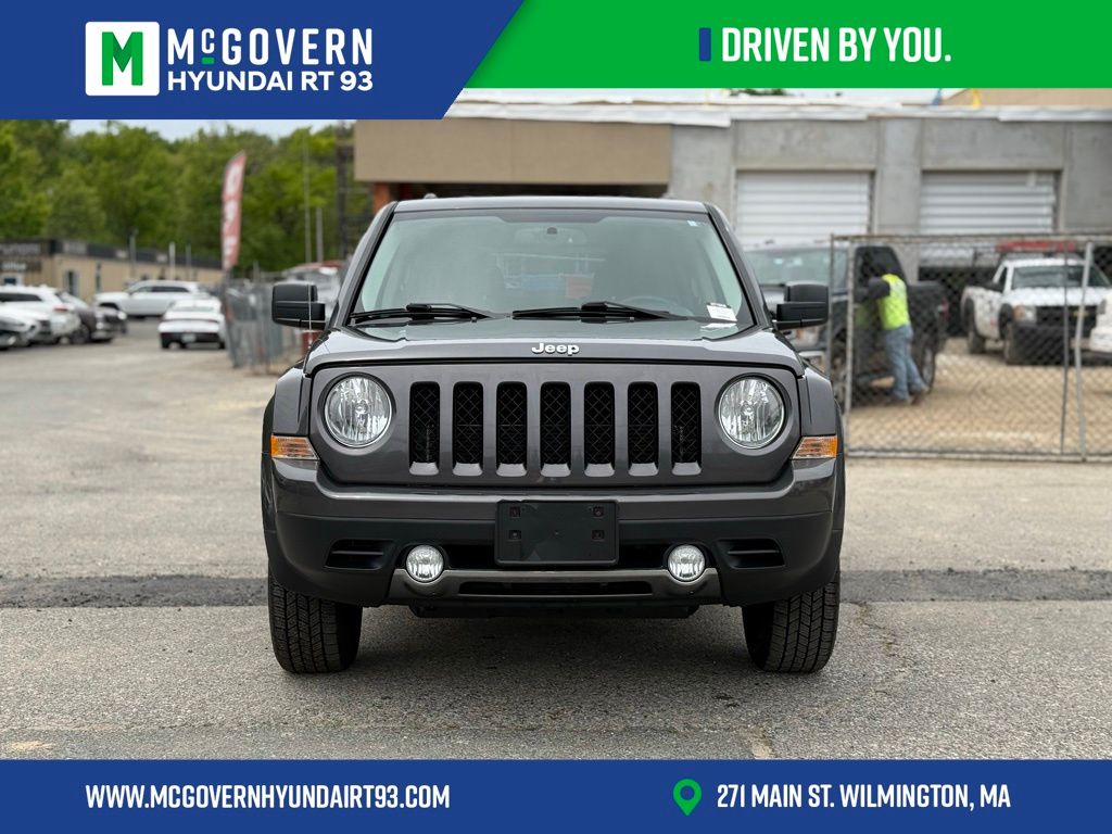 Gray (Granite Crystal Metallic Clearcoat) 2016 Jeep Patriot High Altitude Edition 4WD SUV / Crossover Four-Wheel Drive 6-Speed Automatic