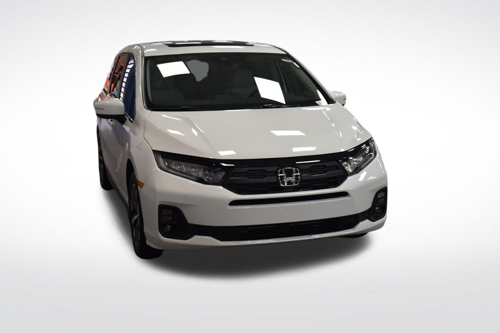 Thumbnail: 2027 Honda Odyssey - 3