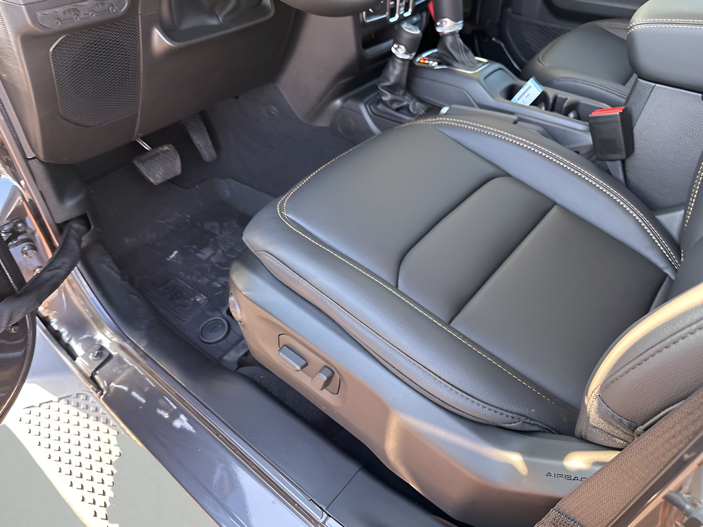 New Car 2025 Jeep Gladiator  For Sale Under $50,000 In Austin, Texas