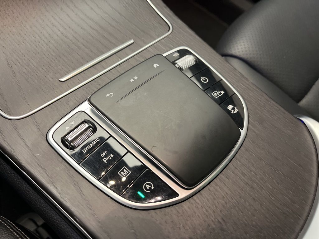 Thumbnail: 2022 Mercedes-Benz GLC - 21