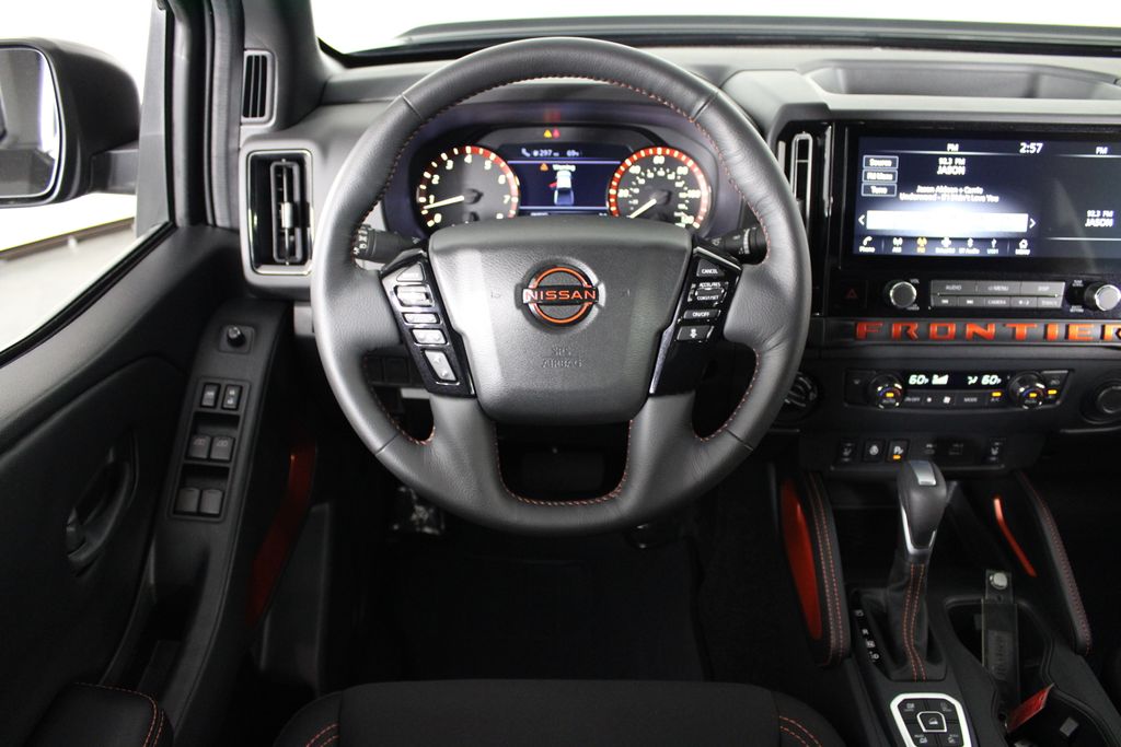 View vehicle photo 7
