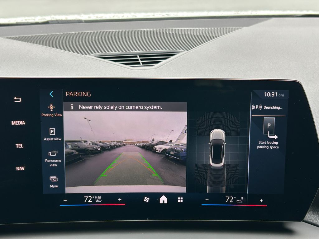 Thumbnail: 2025 BMW 2 Series - 23