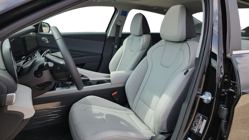 2026 Hyundai Elantra Hybrid