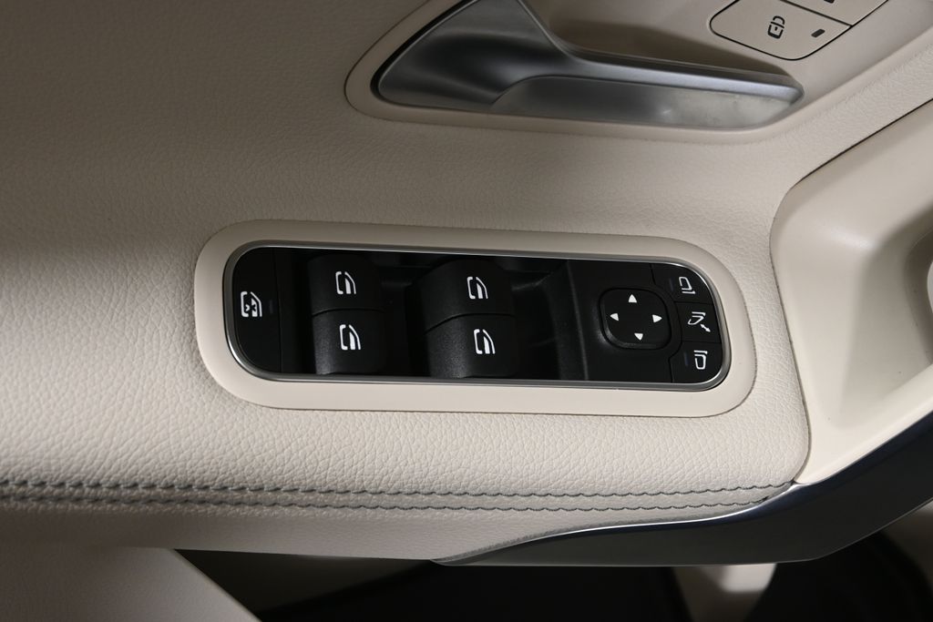 Thumbnail: 2026 Mercedes-Benz CLA - 31