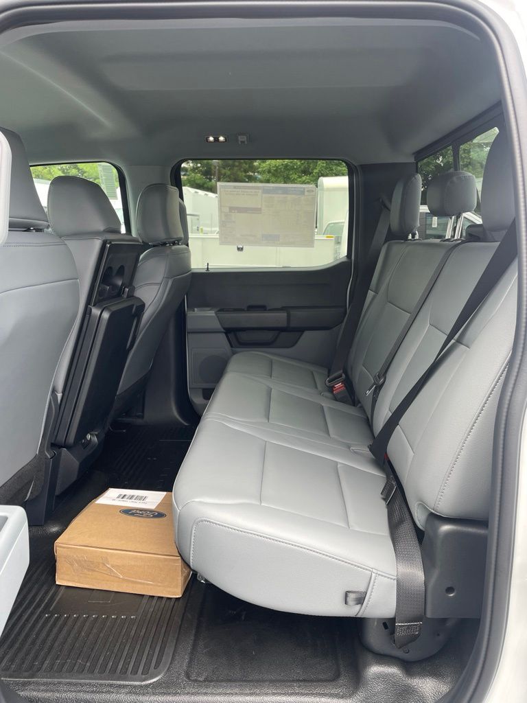 2026 Ford F-350 Chassis XL