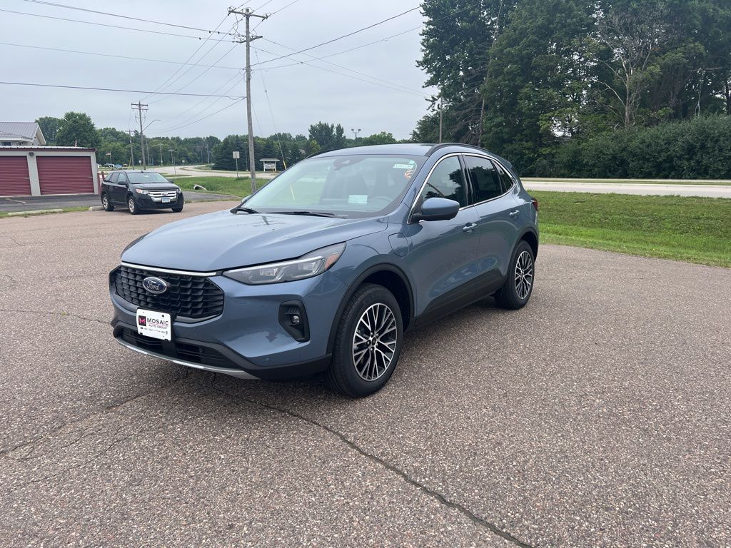 2025 Ford Escape Plug-In Hybrid