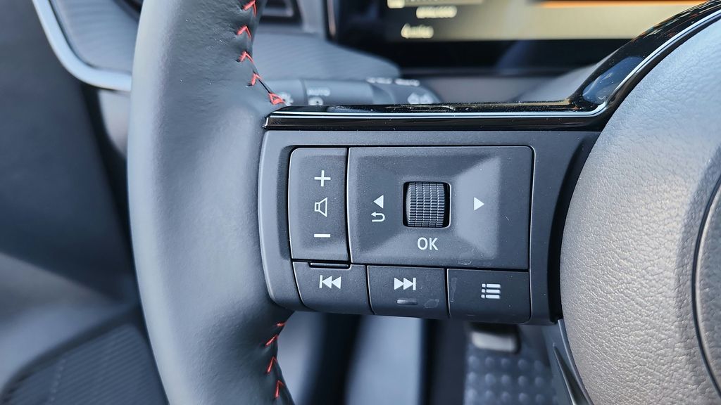 2025 Nissan Kicks
